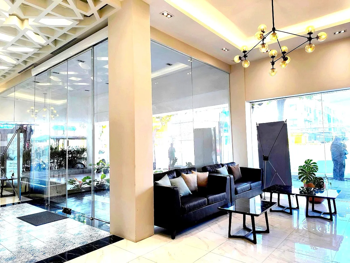 Located in a prime a